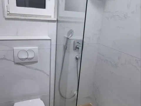 Izdavanje, jednosoban stan, 39m², Centar, Podgorica - image 2