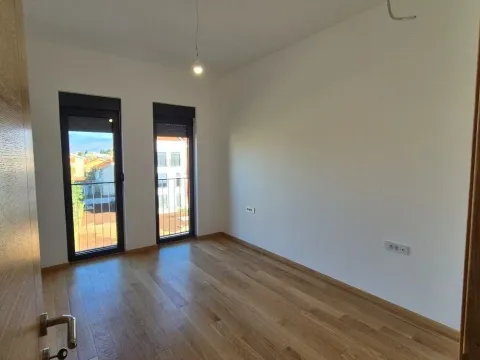 Sale, three bedroom apartment, 98m², Podgorica, Crna Gora - image 3