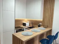 Stan-na-dan, garsonjera, 40m², Centar, Bar - image 1