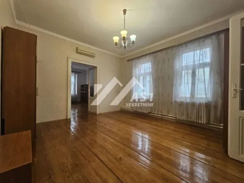 Izdavanje, kuća, 106m², Centar, Novi Sad - image 3