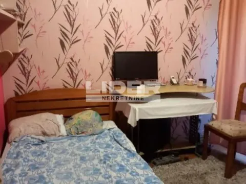 Sale, house, 240m², Zvezdara Sve Podlokacije, Beograd - image 11