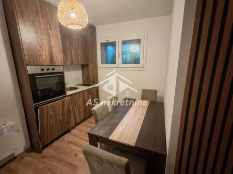 Sale, two bedroom apartment, 48m², Kalenić Pijaca, Vračar Sve Podlokacije - image 14