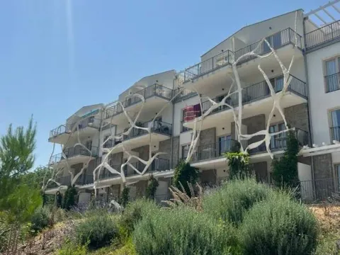 Izdavanje, jednosoban stan, 53m², Pržno, Budva - image 9