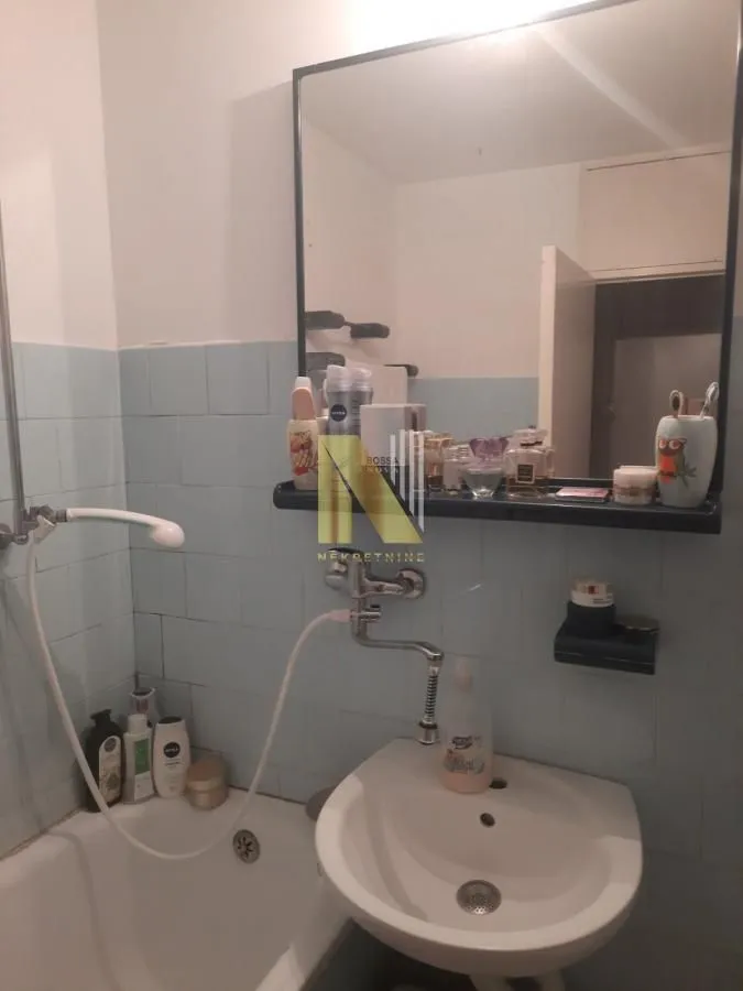 Izdavanje, dvosoban stan, 70m², Liman 3, Novi Sad Sve Podlokacije