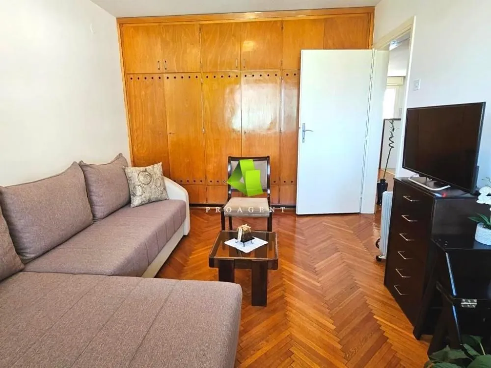 Prodaja, trosoban stan, 75m², Medijana, Niš