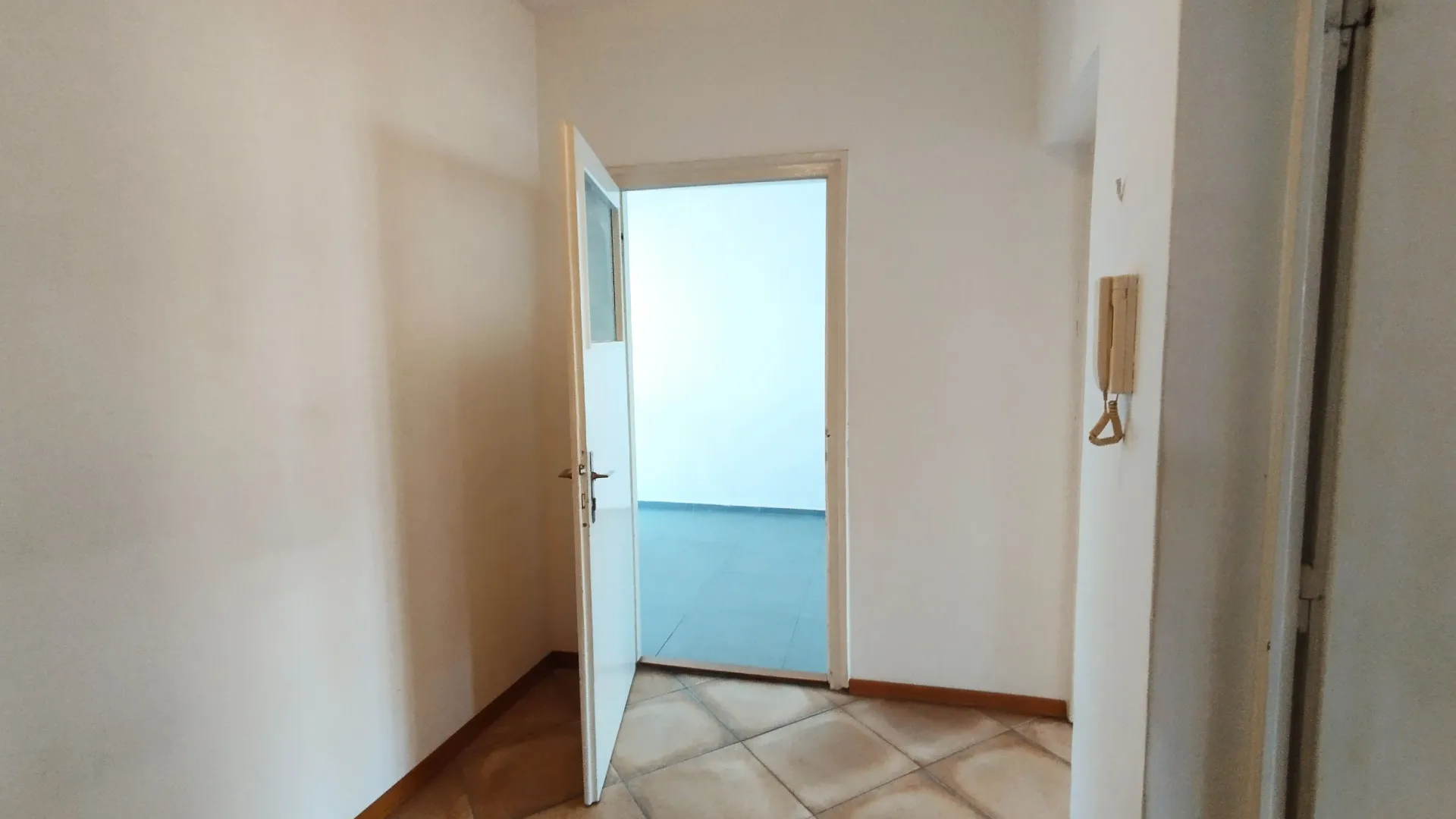 Prodaja, dvosoban stan, 68m², Stari Grad, Beograd