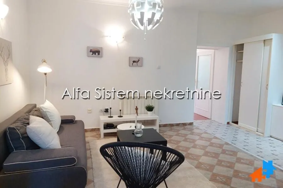 Izdavanje, dvosoban stan, 55m², Stari Grad, Beograd