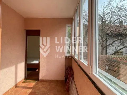 Izdavanje, dvosoban stan, 77m², Autokomanda, Voždovac Sve Podlokacije - image 16