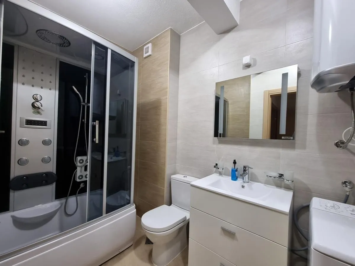 Prodaja, dvosoban stan, 94m², Bečići, Budva