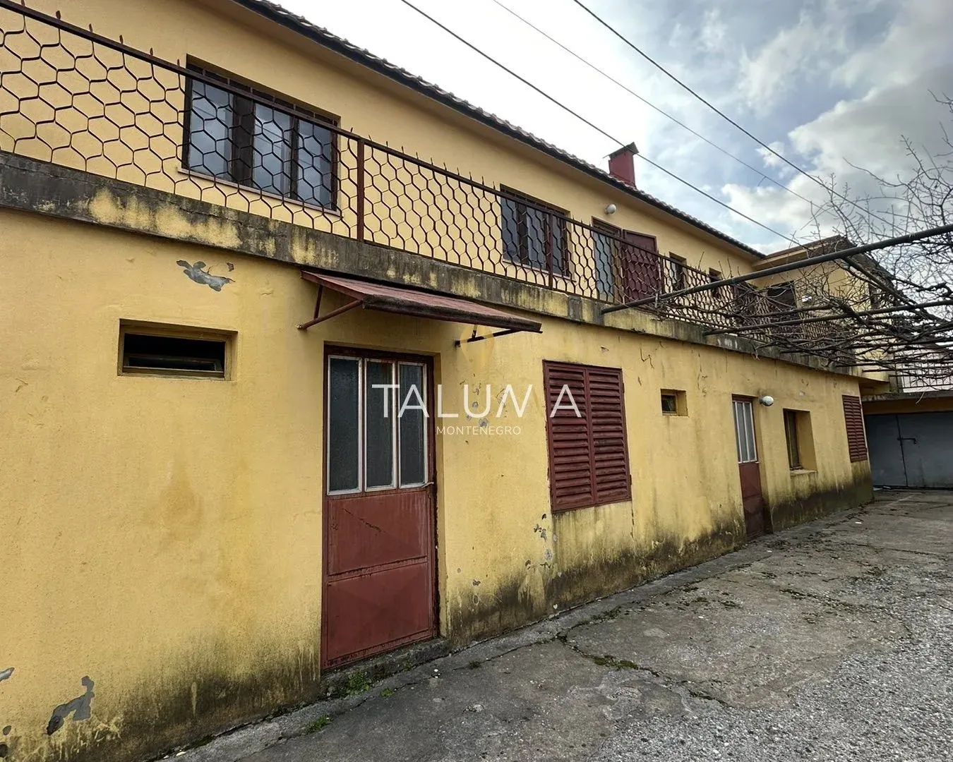 Sale, house, 195m², Cetinje, Crna Gora