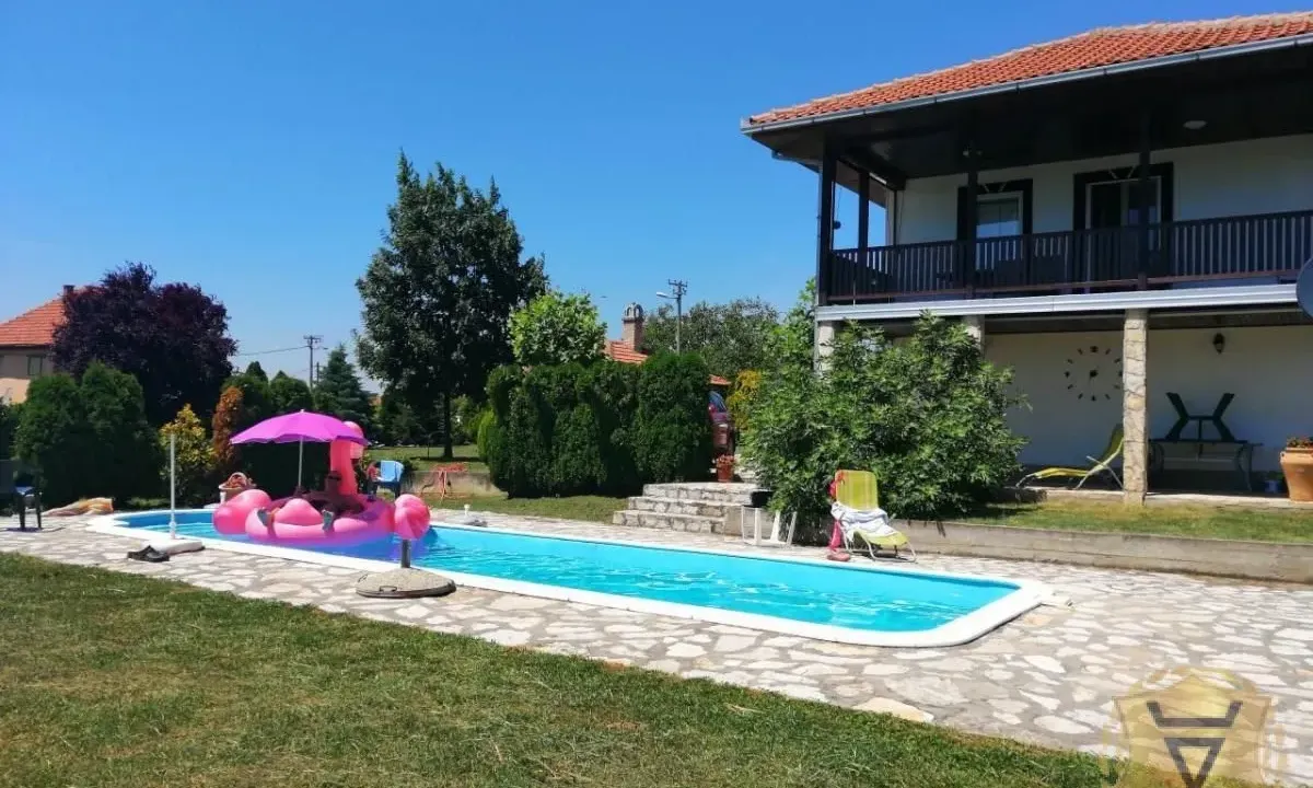 Prodaja, kuća, 205m², Arnajevo, Barajevo