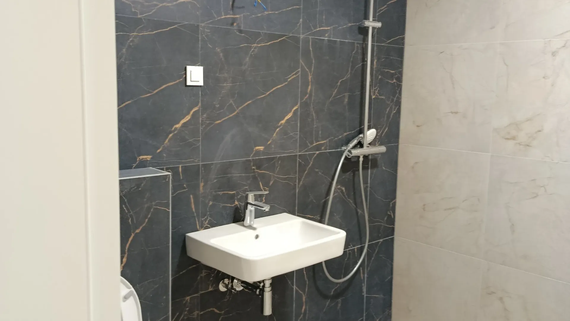 Rent, studio apartment, 40m², Tološka šuma, Podgorica