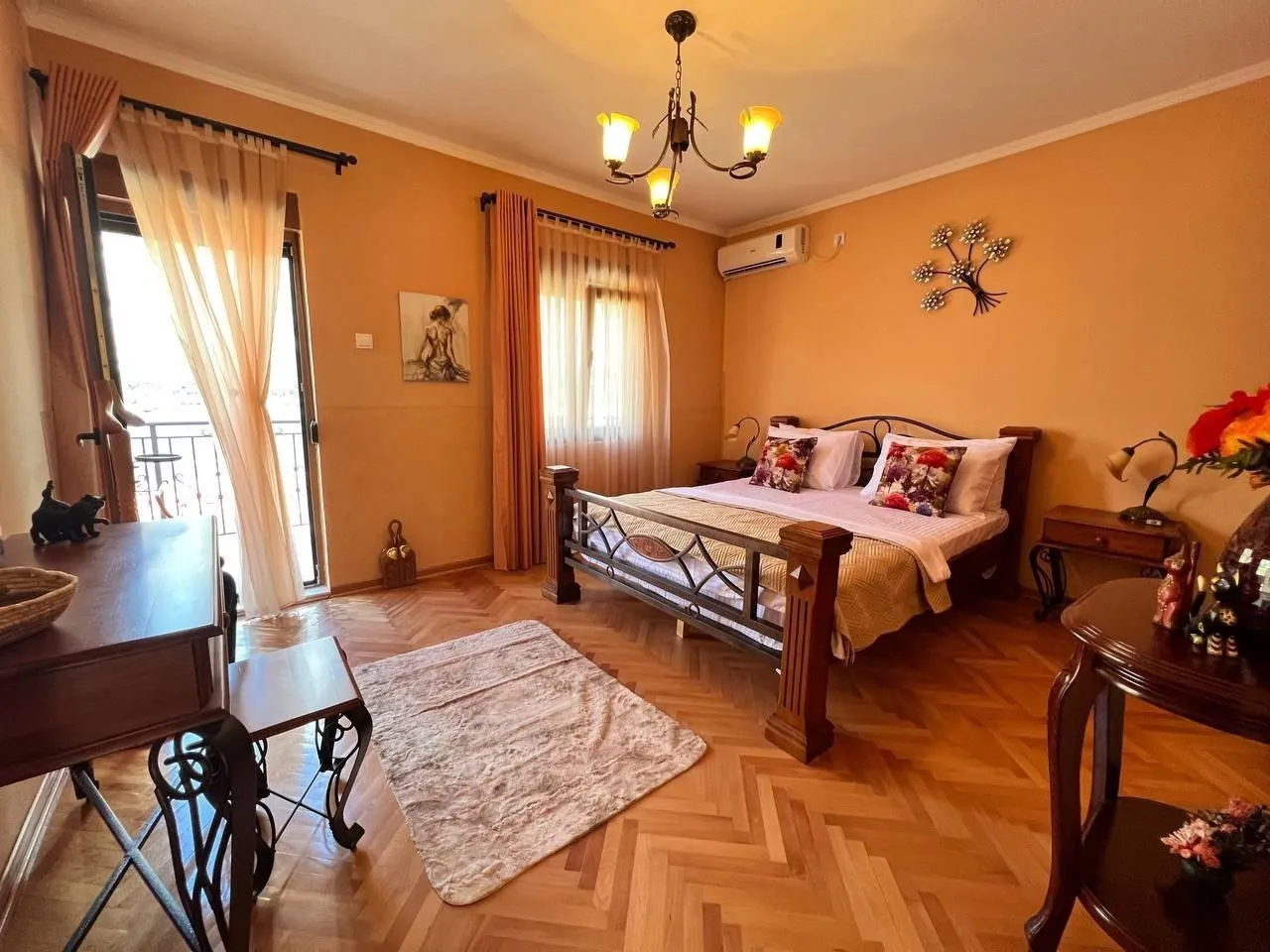 Sale, house, 300m², Prčanj, Kotor
