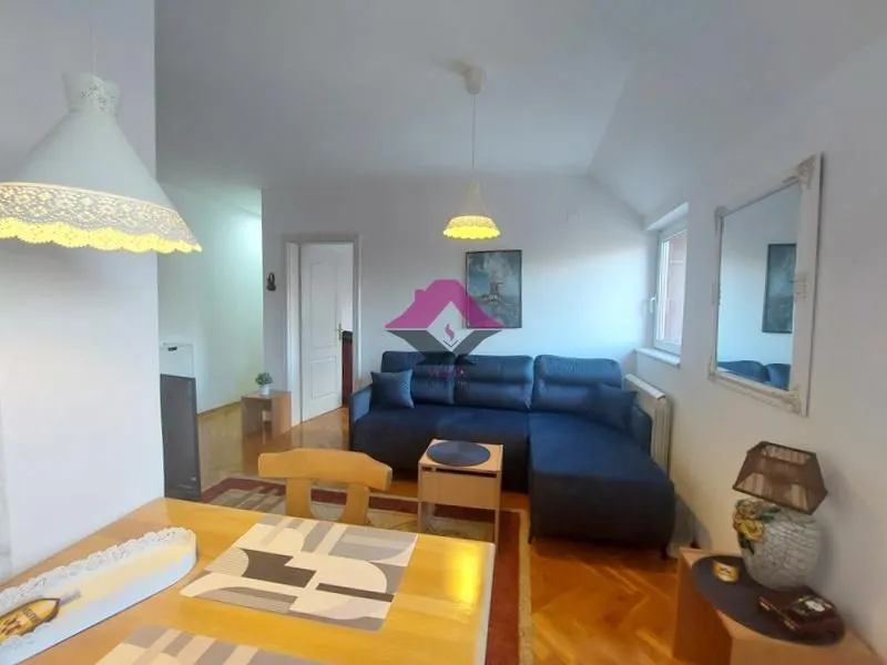 Izdavanje, dvosoban stan, 42m², Denkova Basta, Zvezdara Sve Podlokacije