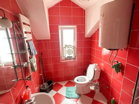 Izdavanje, trosoban stan, 141m², Donja Gorica, Podgorica - image 10