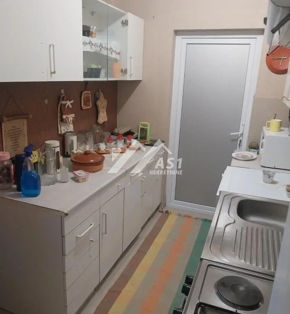 Izdavanje, kuća, 180m², Čerević, Beočin