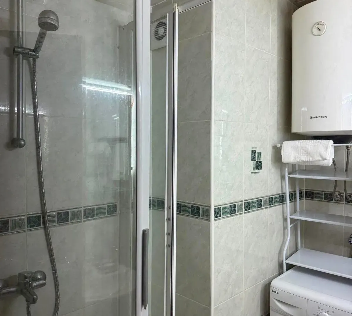 Izdavanje, jednosoban stan, 45m², Stari Aerodrom, Podgorica