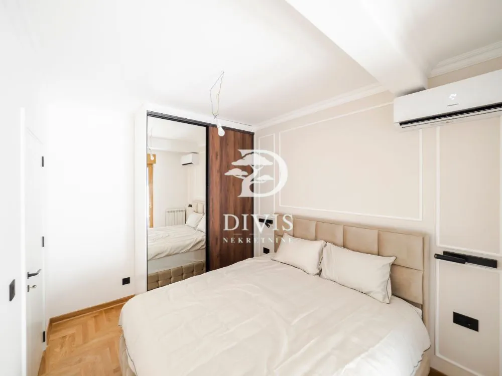 Sale, three bedroom apartment, 68m², Kluz, Zvezdara Sve Podlokacije