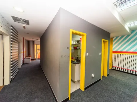 Sale, office space, 375m², Podgorica, Crna Gora - image 8