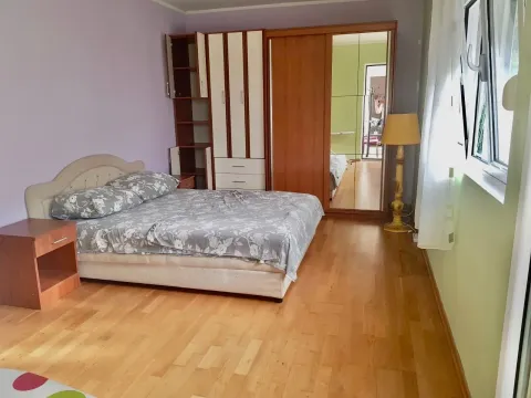 Rent, two bedroom apartment, 70m², Lazi, Budva - image 11