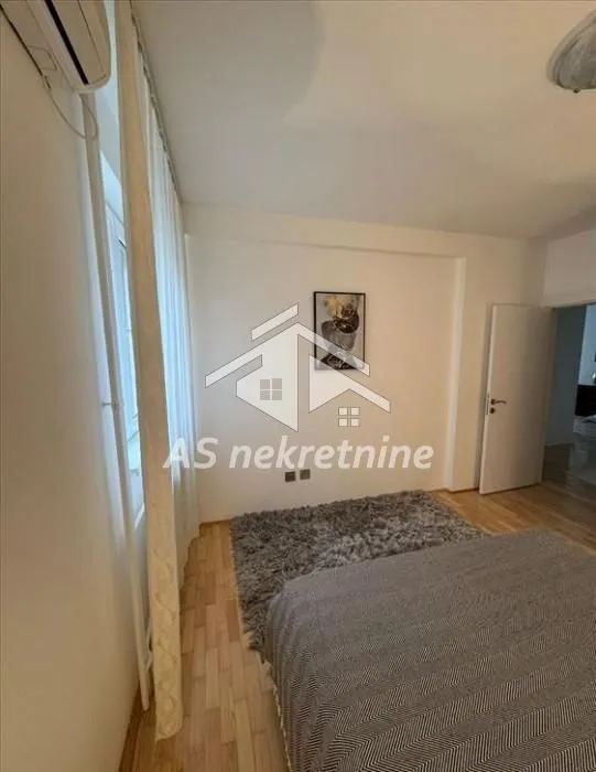 Rent, three bedroom apartment, 120m², Savski Venac, Beograd