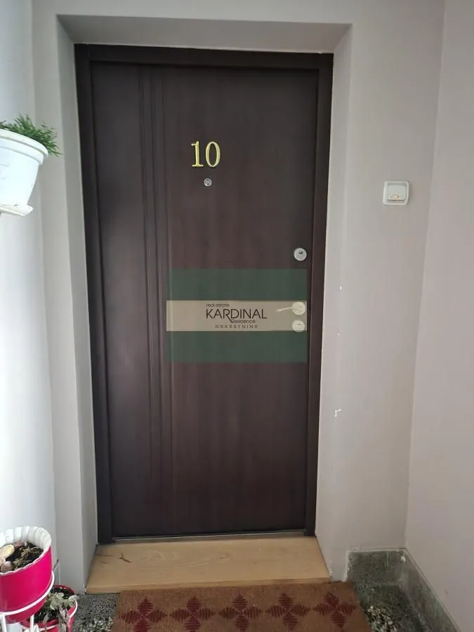 Prodaja, dvosoban stan, 54m², Centar, Ćuprija