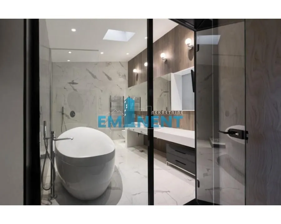 Rent, four bedroom apartment, 235m², Savski Venac, Beograd