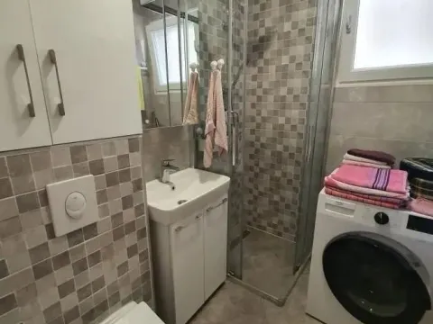 Prodaja, dvosoban stan, 62m², Seljanovo, Tivat - image 9