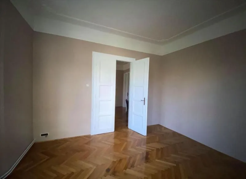 Rent, office space, 120m², Stari Grad, Beograd