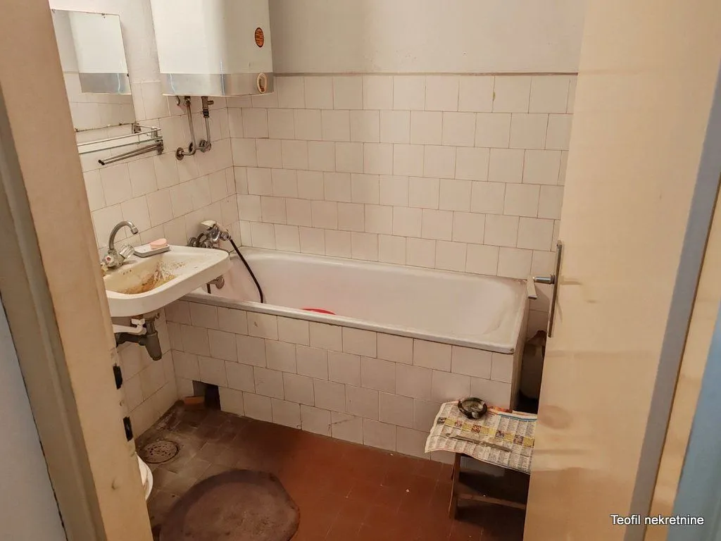 Prodaja, dvosoban stan, 59m², Novi Beograd Blok 70, Novi Beograd Sve Podlokacije