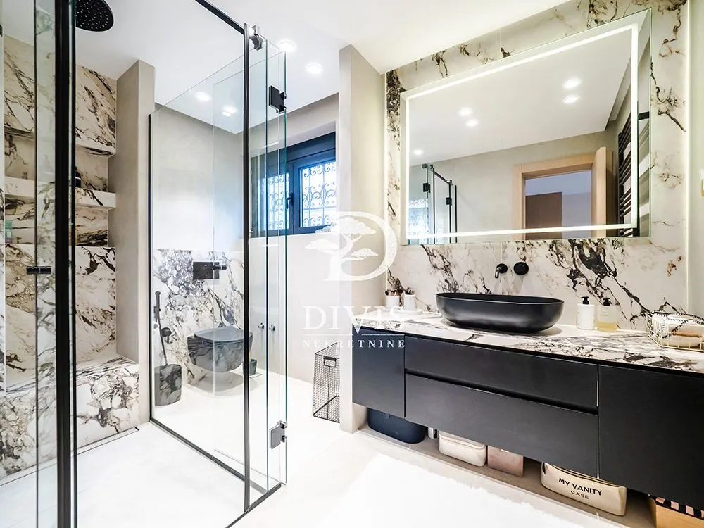 Sale, four bedroom apartment, 153m², Savski Venac, Beograd