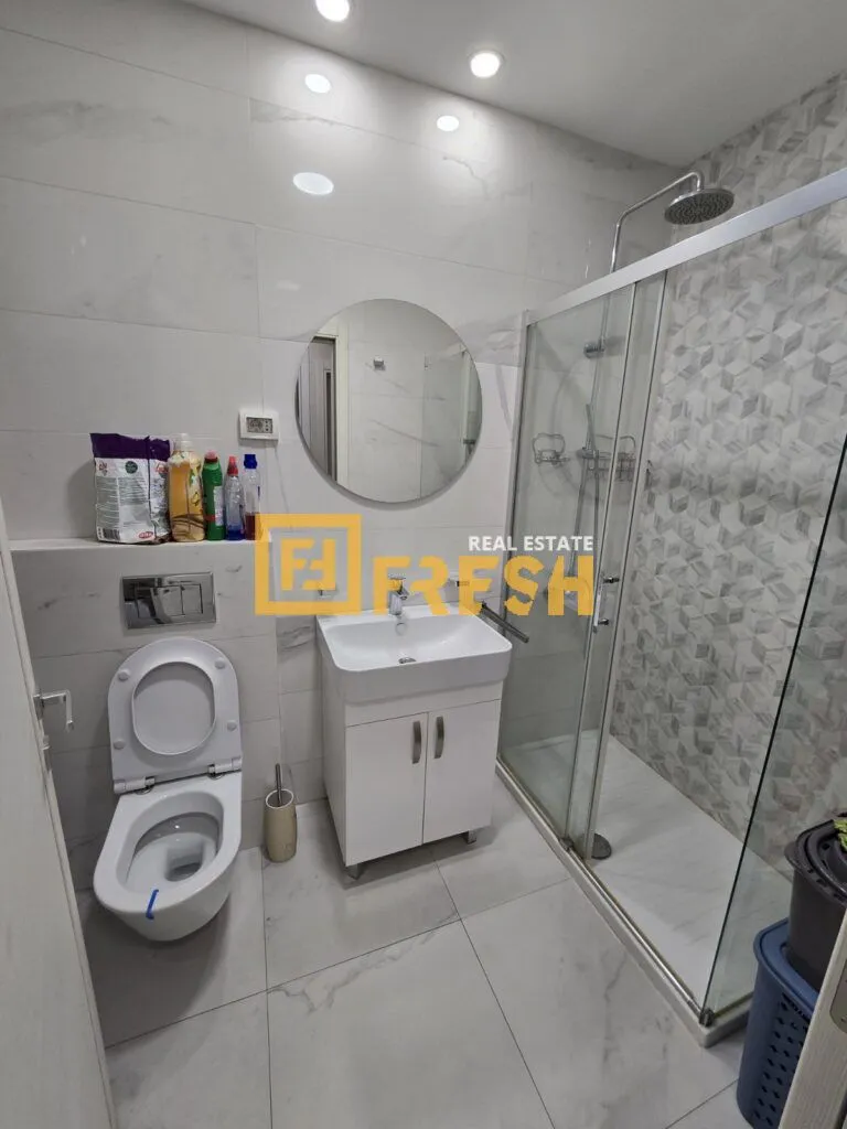 Izdavanje, jednosoban stan, 49m², City Kvart, Podgorica
