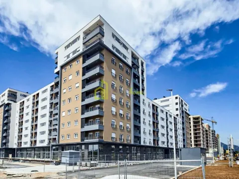 Izdavanje, poslovni prostor, 158m², Stari Aerodrom, Podgorica - image 2