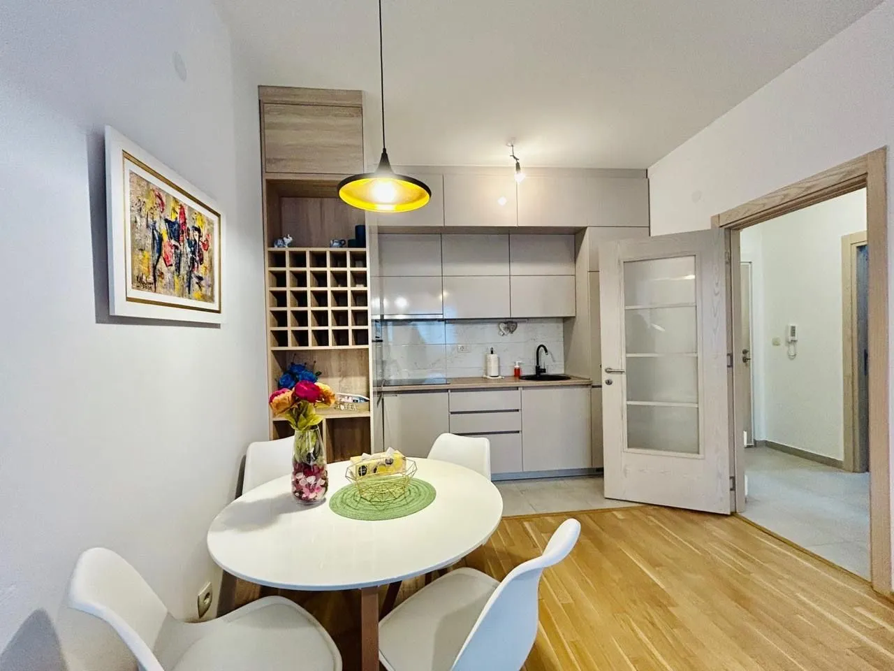 Izdavanje, jednosoban stan, 46m², Blok 6, Podgorica
