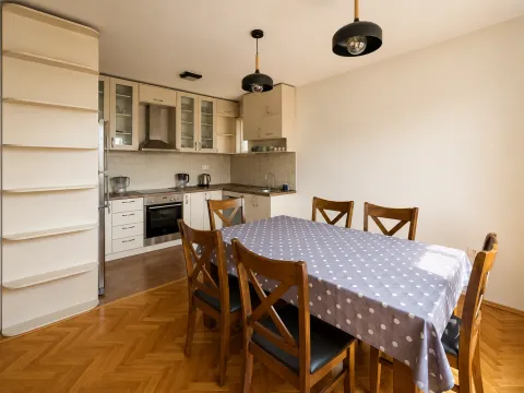 Rent, two bedroom apartment, 108m², Stari Aerodrom, Podgorica - image 5