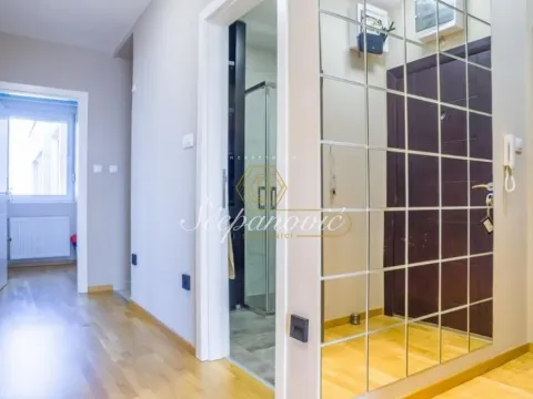 Prodaja, četvorosoban stan, 113m², Bulevar patrijarha Pavla, Novi Sad Sve Podlokacije - image 19