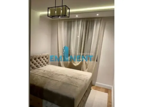 Izdavanje, dvosoban stan, 43m², Vračar Sve Podlokacije, Beograd - image 5