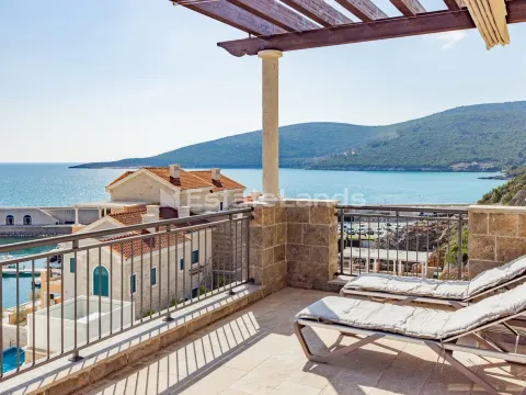 Izdavanje, dvosoban stan, 100m², Luštica Bay, Tivat - image 18
