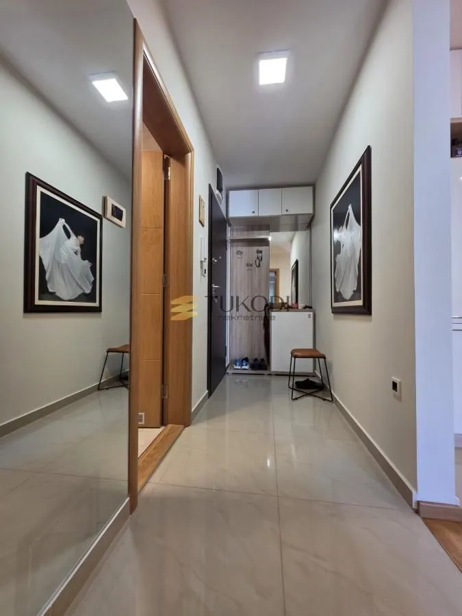 Prodaja, jednosoban stan, 44m², Sajmište, Novi Sad
