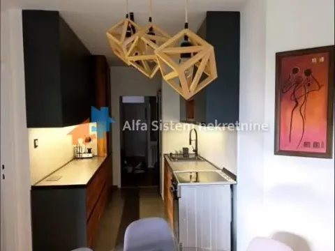 Izdavanje, trosoban stan, 86m², Vračar Sve Podlokacije, Beograd - image 5