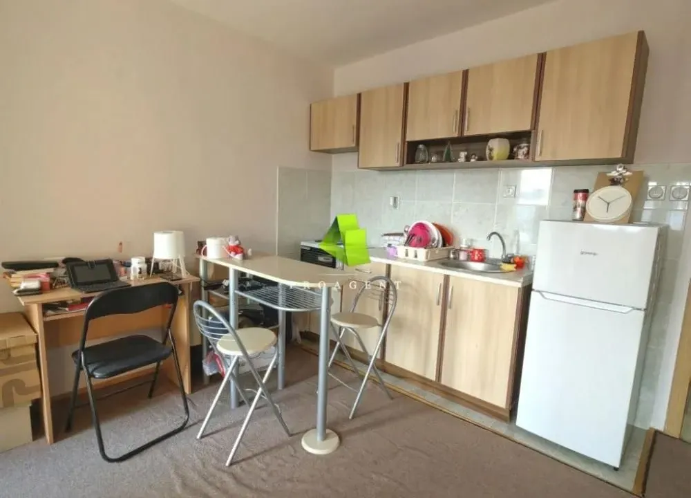 Rent, apartment, 22m², Medijana, Niš