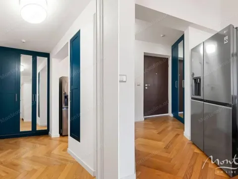Prodaja, dvosoban stan, 68m², Centar, Tivat - image 9