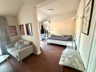 Rent, three bedroom apartment, 150m², Tivat, Crna Gora - image 15