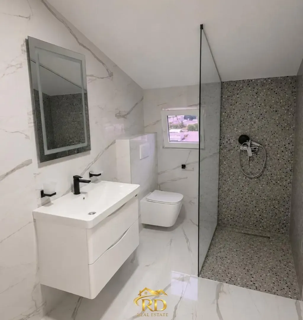 Rent, two bedroom apartment, 125m², Momišići, Podgorica