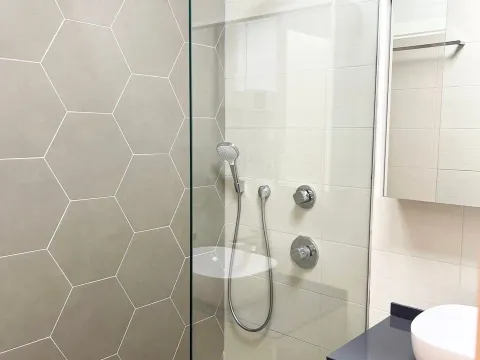 Prodaja, stan, 52m², Kotor, Crna Gora - image 4