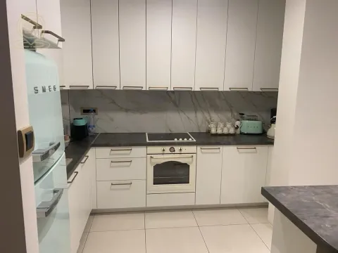 Prodaja, trosoban stan, 99m², Stari grad, Novi Sad - image 2