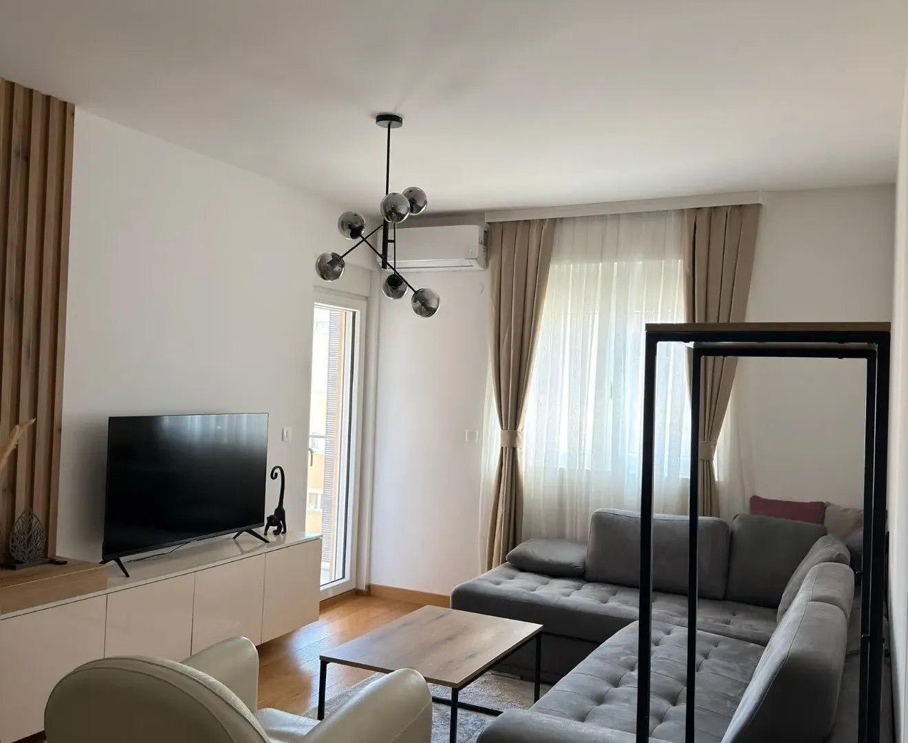 Rent, two bedroom apartment, 48m², City Kvart, Podgorica