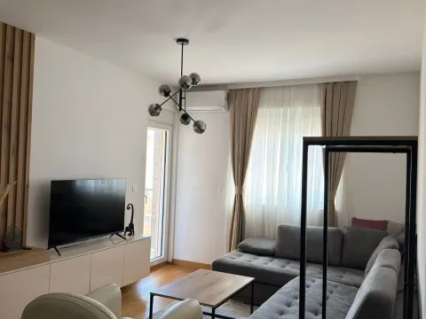 Rent, two bedroom apartment, 48m², City Kvart, Podgorica - image 2