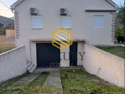 Sale, house, 81m², Bioče, Podgorica - image 3