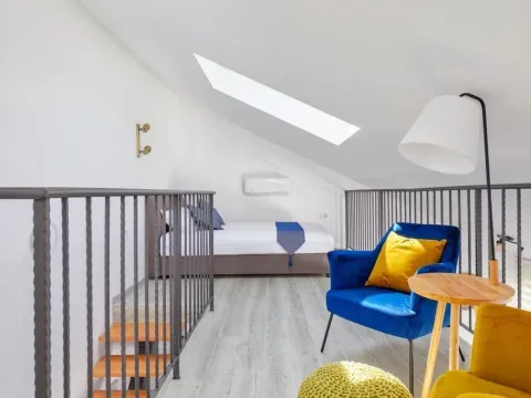 Rent, two bedroom apartment, 70m², Centar, Tivat - image 15